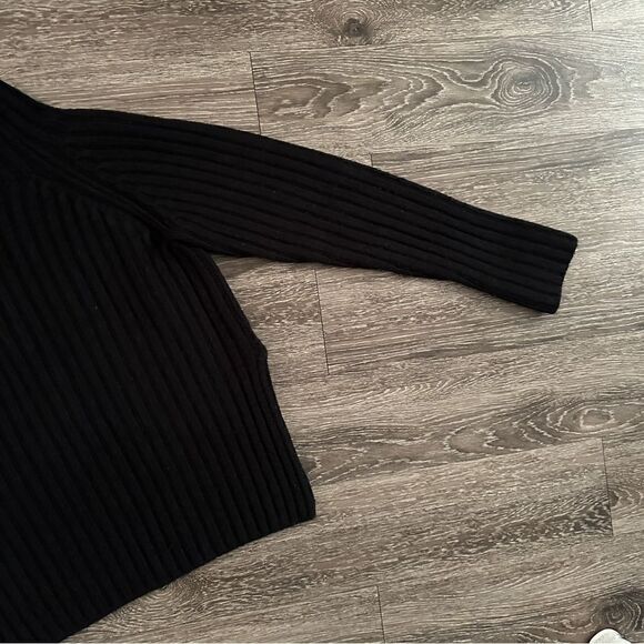 Bassike Knit chunky wool sweater - Picture 4 of 9